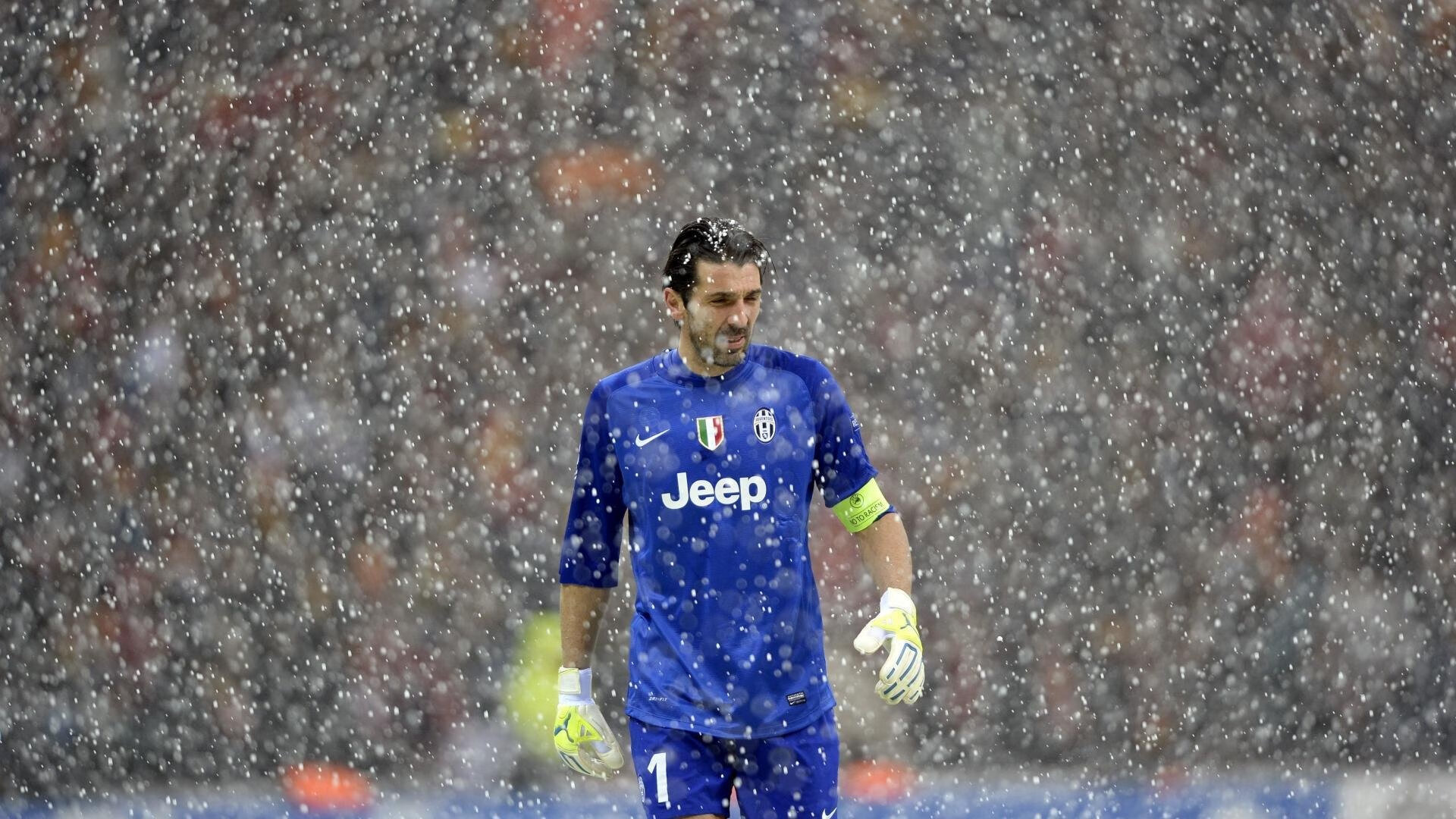 《虚拟偶像与电竞：未来娱乐新局面》，虚拟偶像是否利大于弊